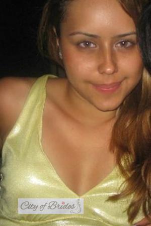 151696 - Jenifer Age: 38 - Colombia