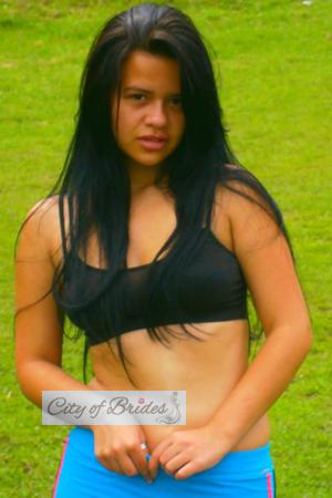 153068 - Yesenia Age: 30 - Colombia
