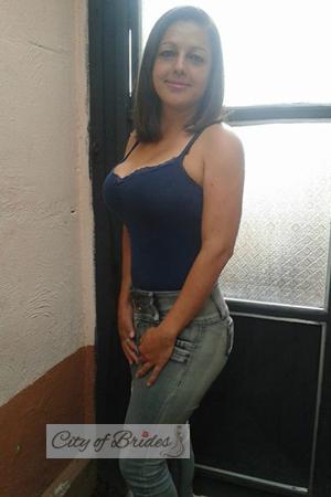 156378 - Kathya Age: 45 - Costa Rica
