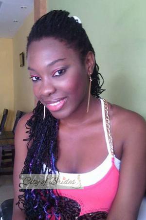 156497 - Yidanabey Age: 34 - Colombia