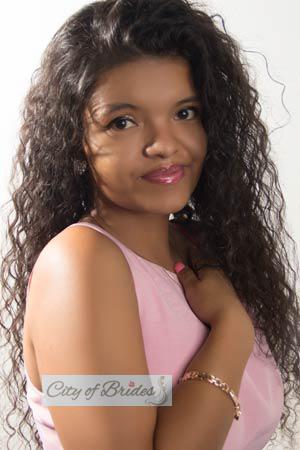 156628 - Daniela Age: 31 - Colombia