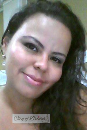 156934 - Jessica Age: 43 - Costa Rica