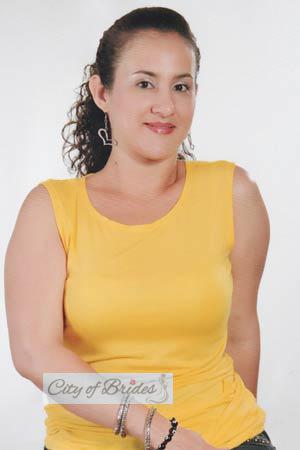 157160 - Maryory Age: 48 - Colombia