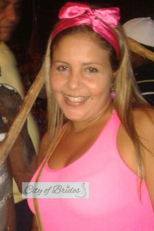 157356 - Karina Age: 45 - Colombia