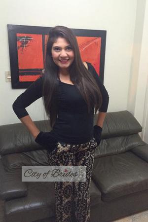 157704 - Yaneth Age: 33 - Colombia