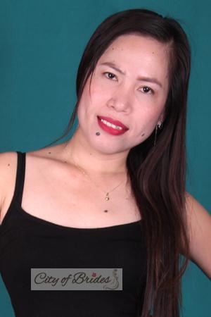 157731 - Rowena Age: 36 - Philippines