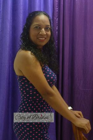 157828 - Zoraida Age: 44 - Colombia