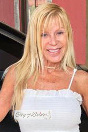 161182 - Honey Age: 65 - Costa Rica