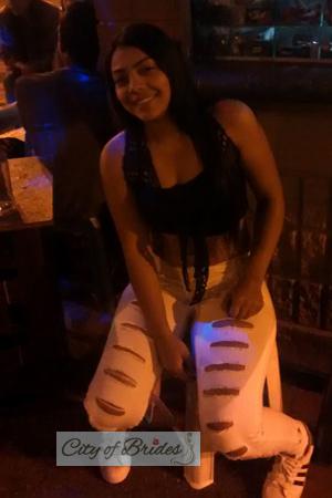 163464 - Laura Age: 29 - Colombia