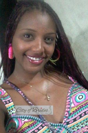 163955 - Luz Age: 29 - Colombia