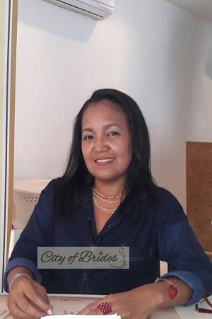 165832 - Clara Age: 54 - Colombia