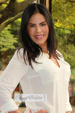 168997 - Marietta Age: 57 - Colombia