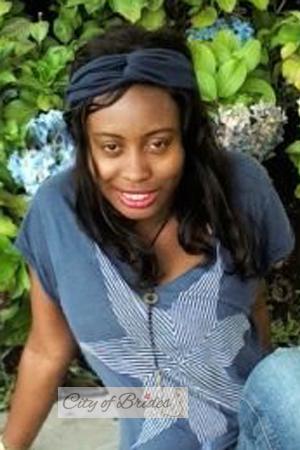 169462 - Yessenia Age: 35 - Colombia