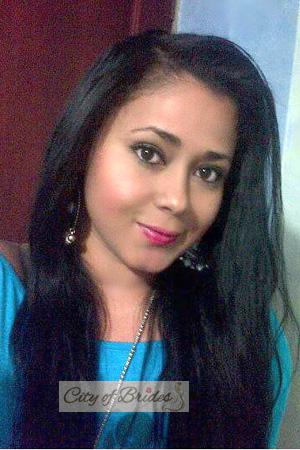 170503 - Liceth Age: 36 - Colombia