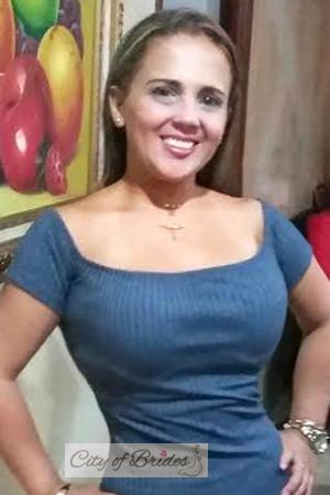 170505 - Sully Age: 44 - Colombia