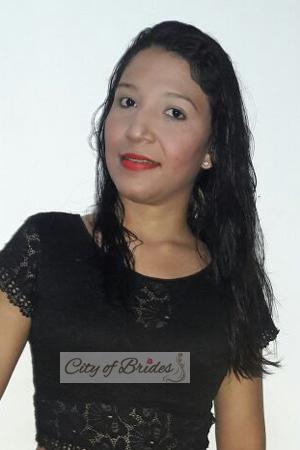 171078 - Leandra Age: 34 - Colombia