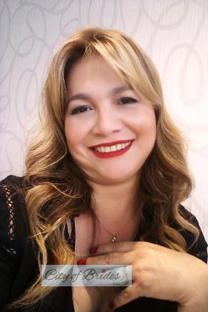 171727 - Corina Age: 56 - Colombia