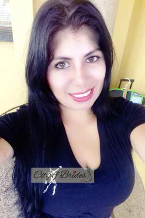 175502 - Silvia Age: 38 - Costa Rica