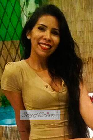 175632 - Suzane Age: 38 - Colombia