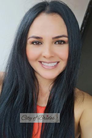 175641 - Lucia Age: 47 - Costa Rica