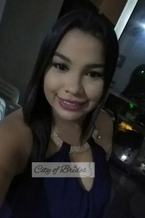176246 - Paola Age: 32 - Colombia