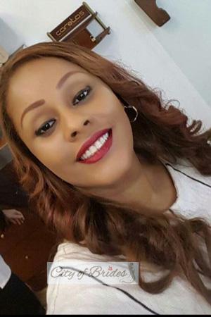 177101 - Luz Age: 46 - Colombia