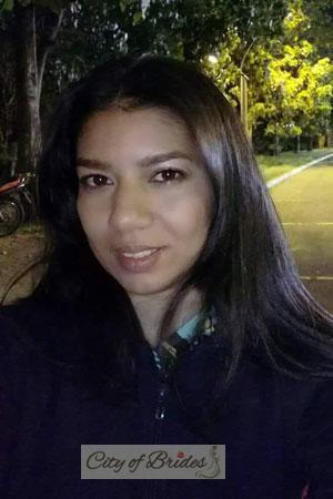 181992 - Yuly Andrea Age: 46 - Colombia