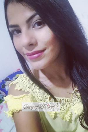 183424 - Andrea Age: 31 - Colombia