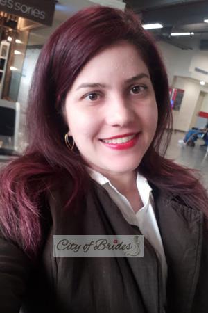 185734 - Laura Age: 35 - Colombia