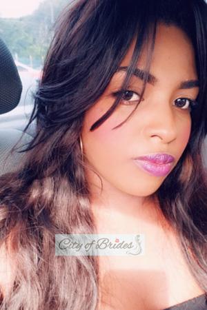 188167 - Laura Age: 29 - Colombia