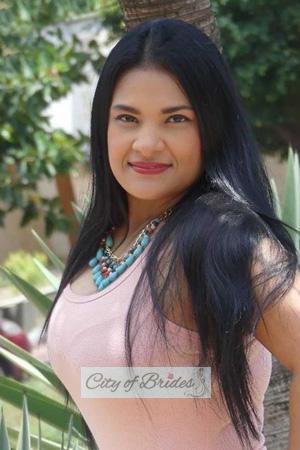 188428 - Tatiana Age: 36 - Colombia