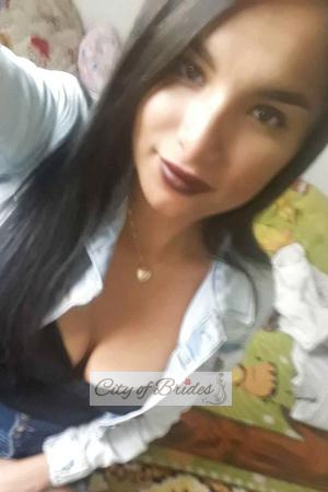 189467 - Yuliana Age: 26 - Colombia