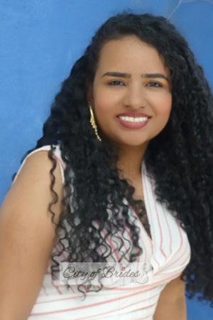 191454 - Yaneris Age: 28 - Colombia