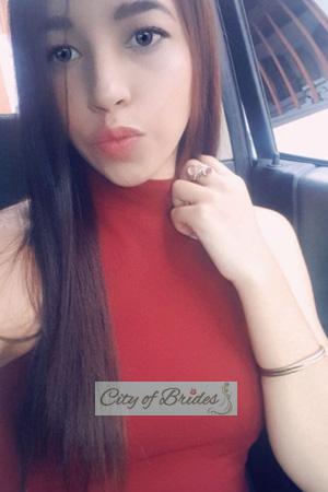 193824 - Yerelin Age: 25 - Costa Rica