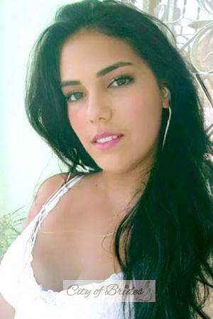 195136 - Laura Age: 27 - Cuba