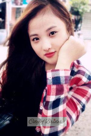 195827 - Thi Lan Huong Age: 32 - Vietnam