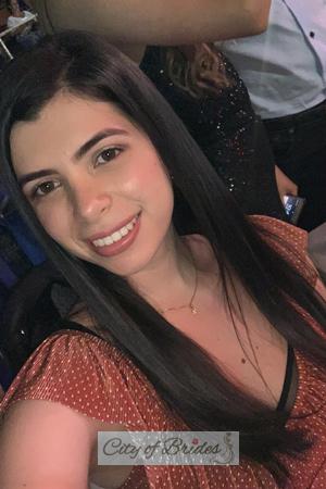195904 - Laura Age: 30 - Colombia
