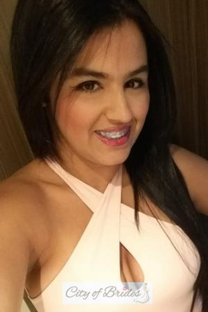 195905 - Zulyani Age: 37 - Colombia