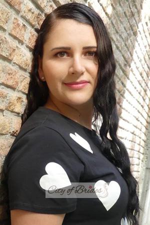 197391 - Vanessa Age: 35 - Colombia