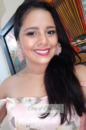 197535 - Maria Paula Age: 34 - Colombia