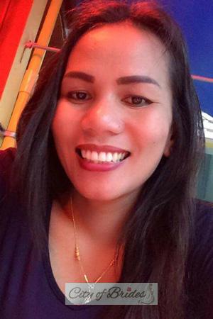 197782 - Jittaphat (Bam) Age: 45 - Thailand