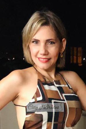 198318 - Yojanna Age: 46 - Colombia