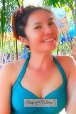 200556 - Tachinee Age: 57 - Thailand