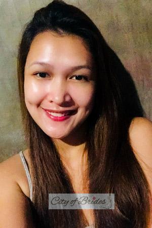 201612 - Ma. Catherine Age: 27 - Philippines