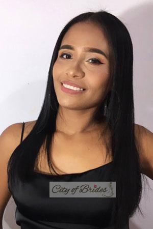 201716 - Maria Fernanda Age: 33 - Colombia