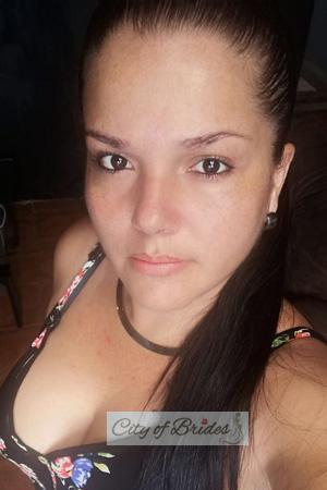 202790 - Yorleny Age: 43 - Costa Rica