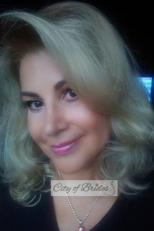 204019 - Marjorie Age: 61 - Costa Rica