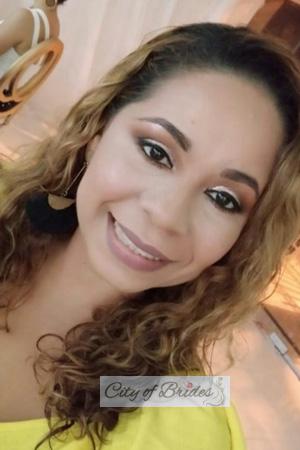 204181 - Liliana Age: 49 - Colombia