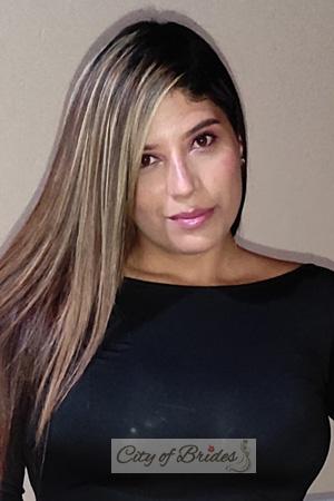 204578 - Daniela Age: 33 - Colombia
