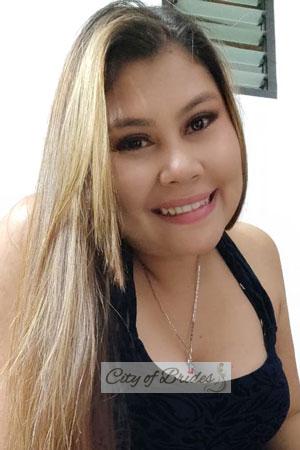 205244 - Daniela Age: 29 - Colombia